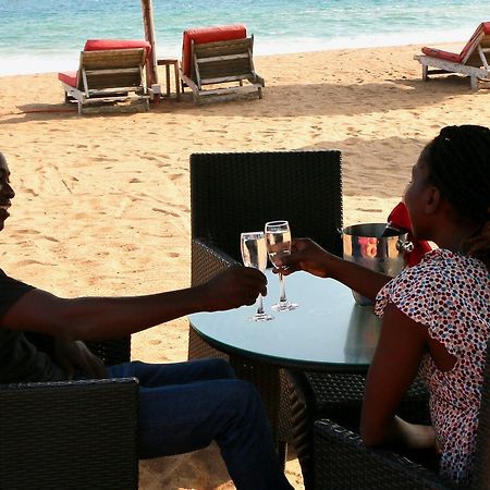 Pure Plage Lomé Exterior photo